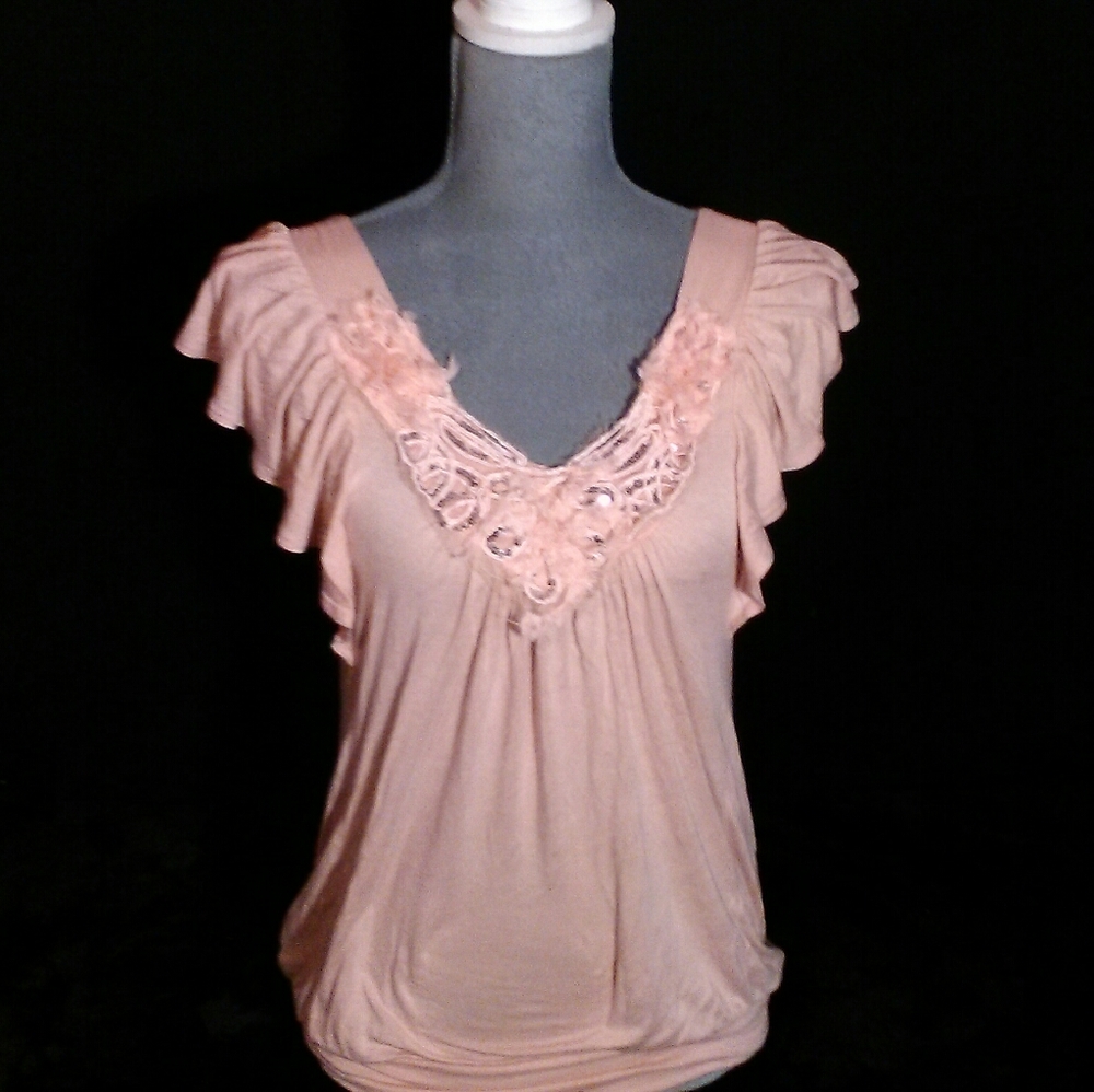 Rue 21 Pink batwing blouse sz S (juniors)